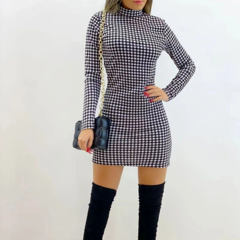 Vestido Feminino Gola Alta Manga Longa Curto